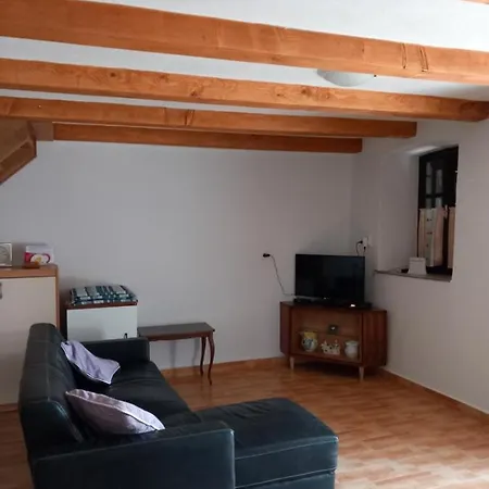 Holiday Loznati * Црес